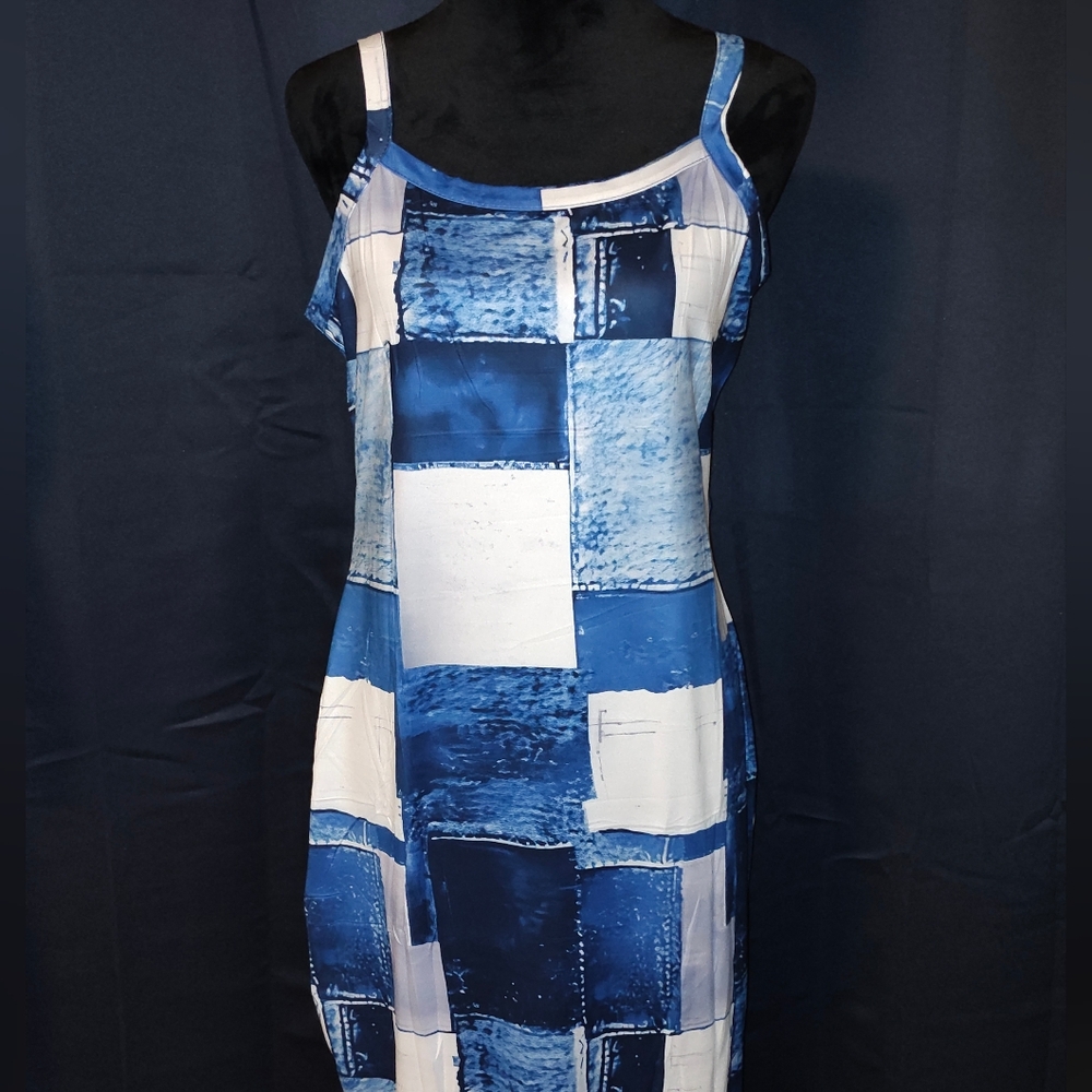 Blue and White Patchwork Dress - Picture 3 of 3
